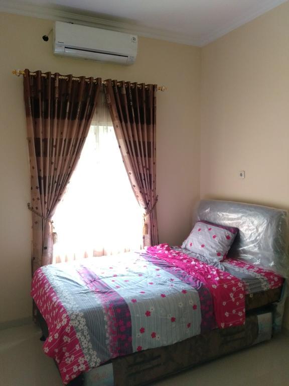 سيمارانغ Jasmine Park Guest House المظهر الخارجي الصورة
