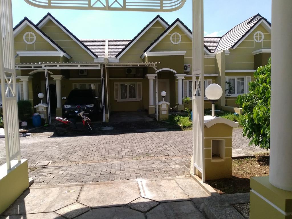 سيمارانغ Jasmine Park Guest House المظهر الخارجي الصورة
